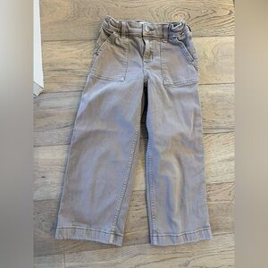 Abercrombie and Fitch Kids Pants Beige Size 7/8 Short